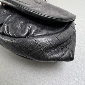CHANEL シャネル ココマーク ハーフムーン キャビアスキン ショルダーバッグ ブラック A-13075