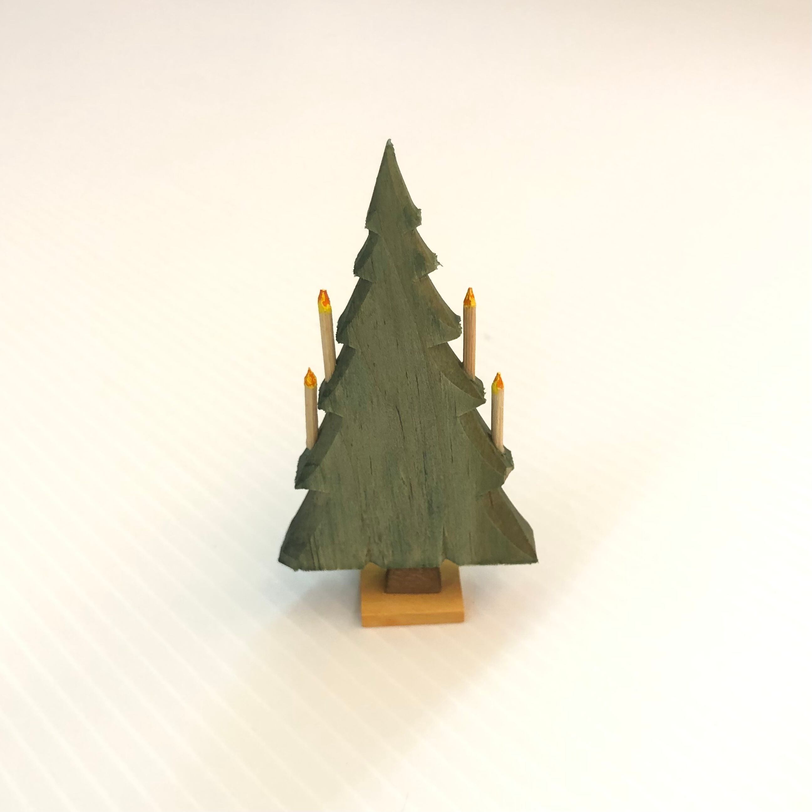 牛 ドイツ木工芸品 エミールヘルビッヒ工房 ドイツ雑貨 ミニチュア 動物