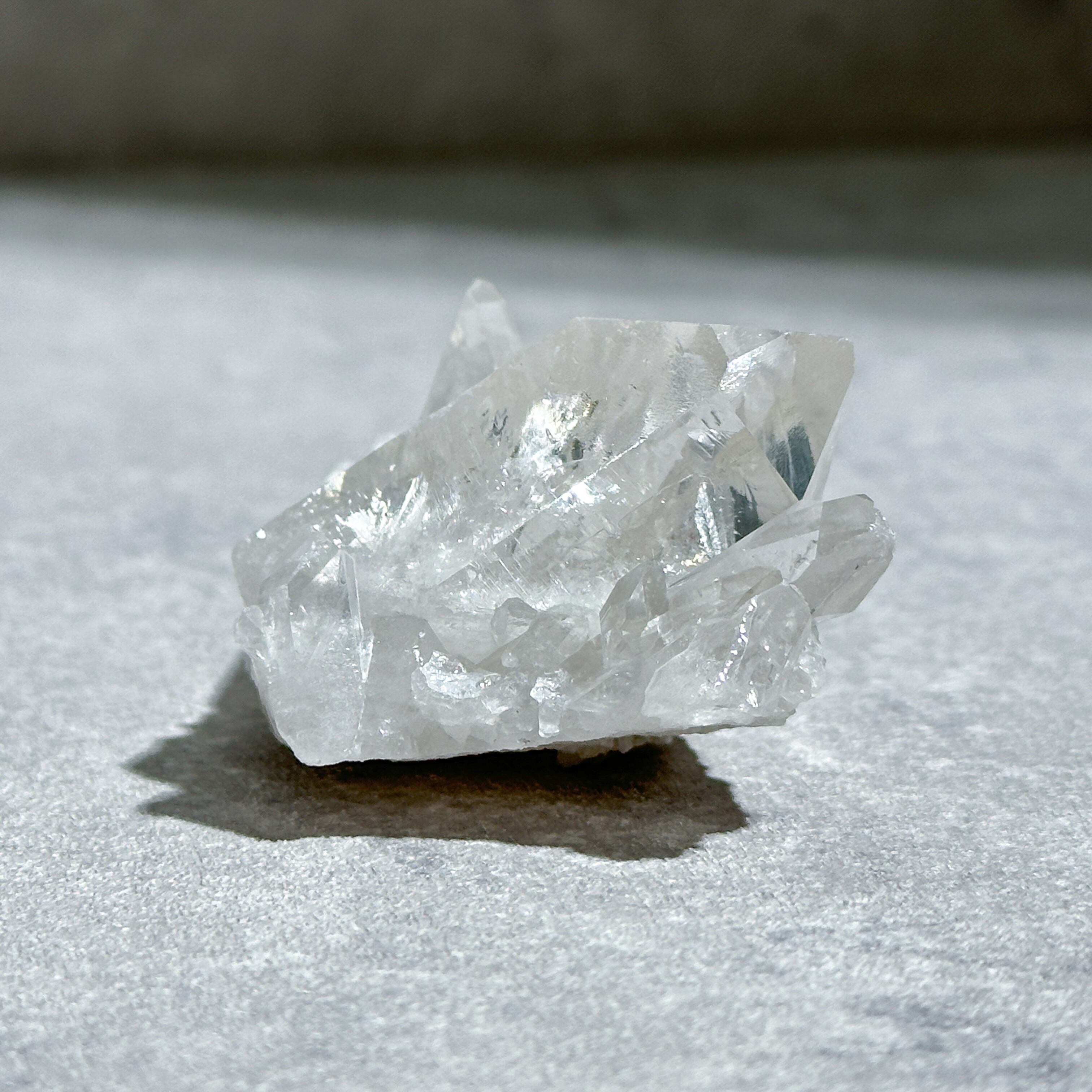 クリアクォーツ★天然 水晶★クラスター★563g ゼッカ産水晶クリアクォーツ クラスター93◇ Clear Quartz From