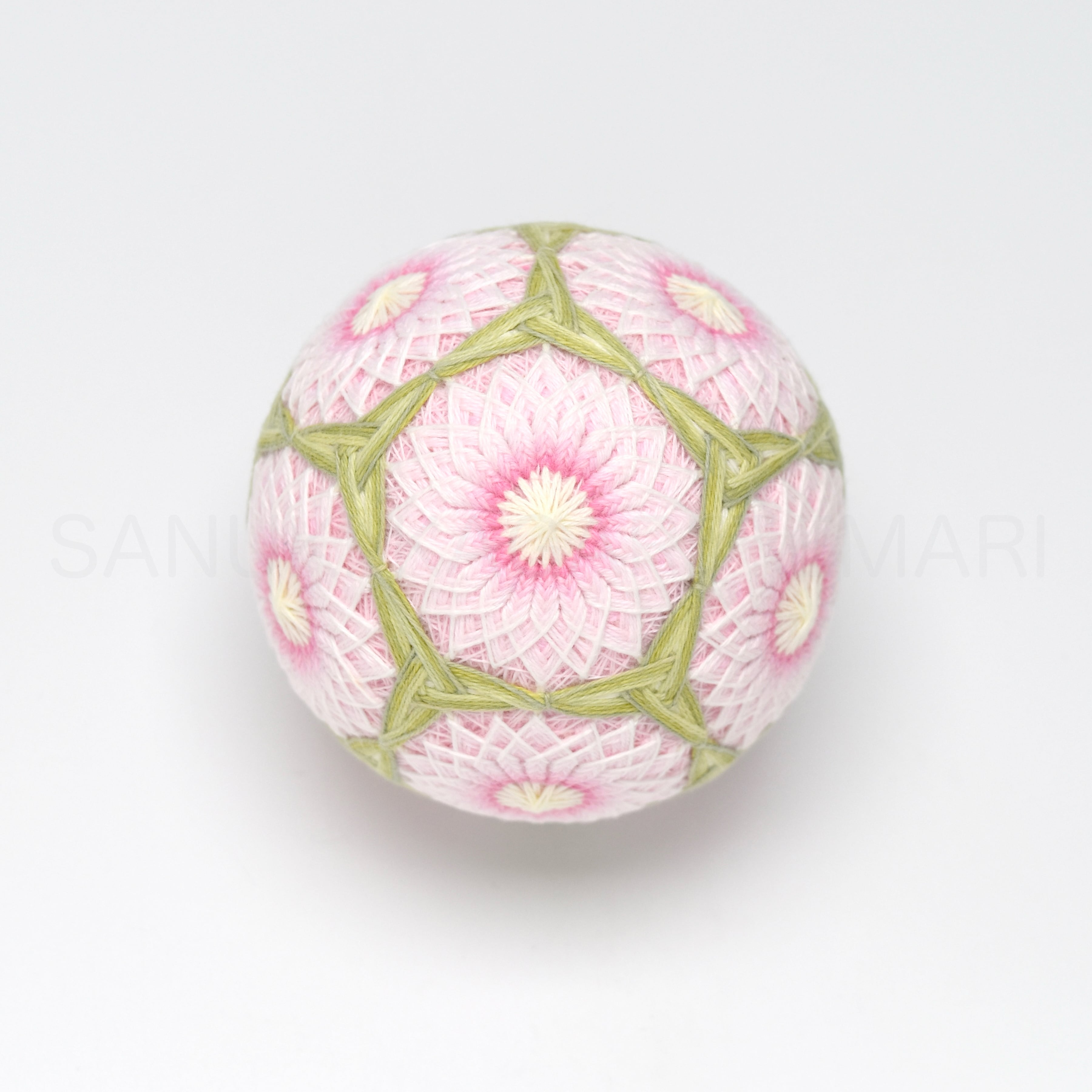 讃岐かがり手まり「十二菊」_MA418-4459