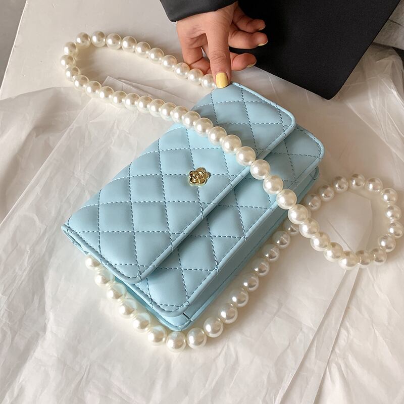 パールチェーン サマーレッド 夏物 クロスボディ 真珠 スクウェア 手作りハンドバック85454367414