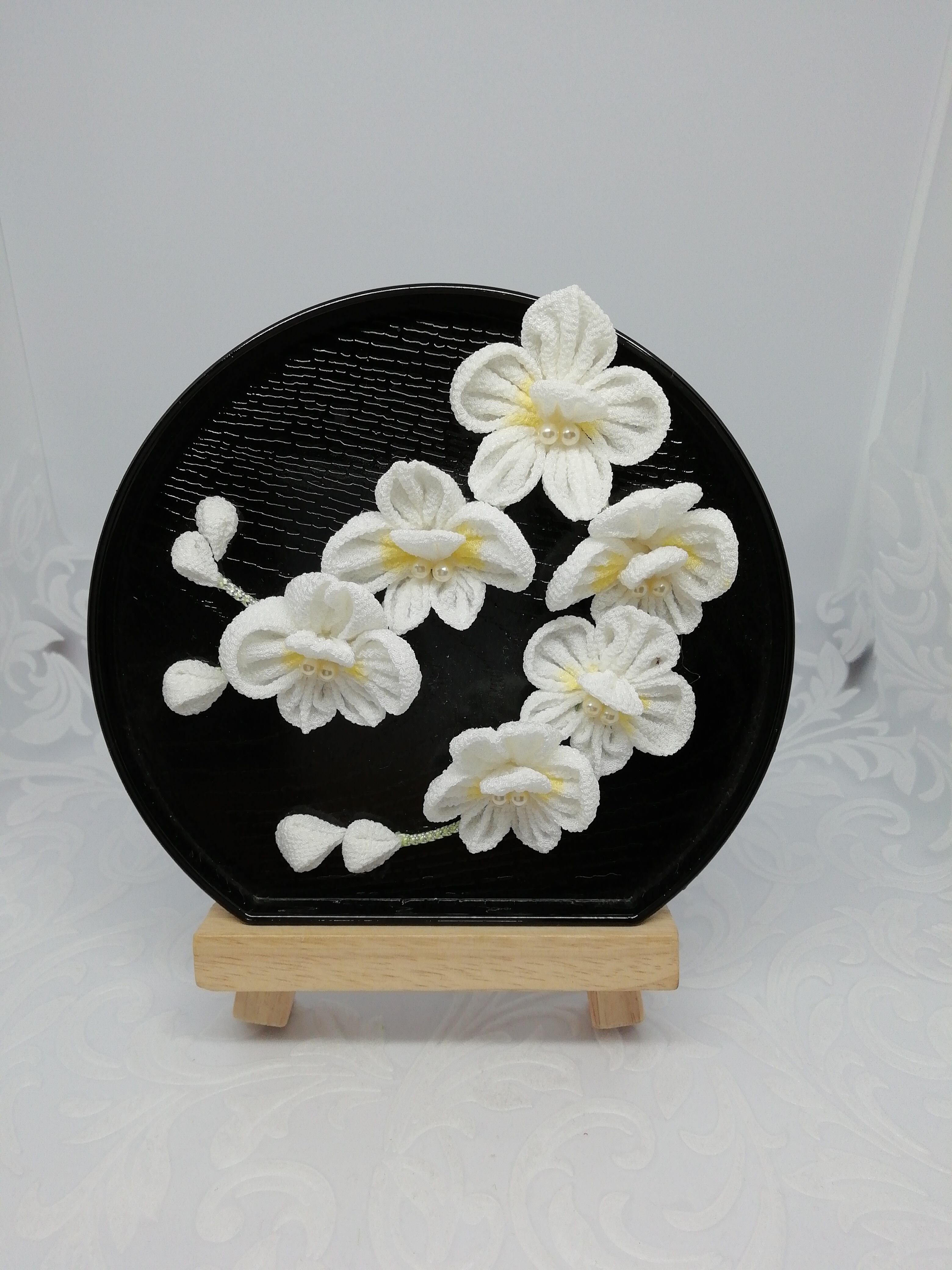 胡蝶蘭（つまみ細工 アレンジつまみ） | つまみ細工花工房 暁