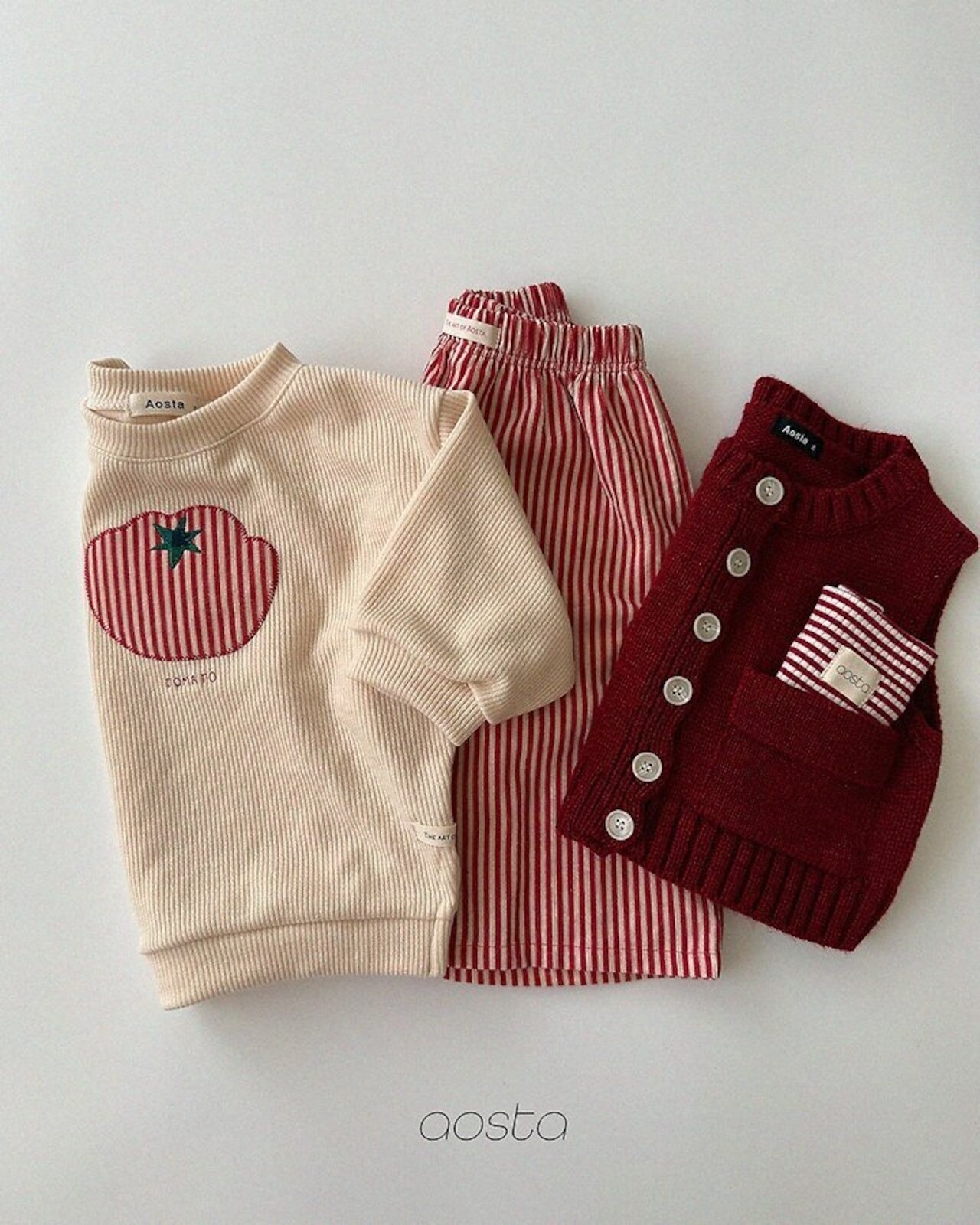 韓国子供服 / 26Autumn / Aosta / アップルスウェットTシャツ / 秋服 *S~XXL*