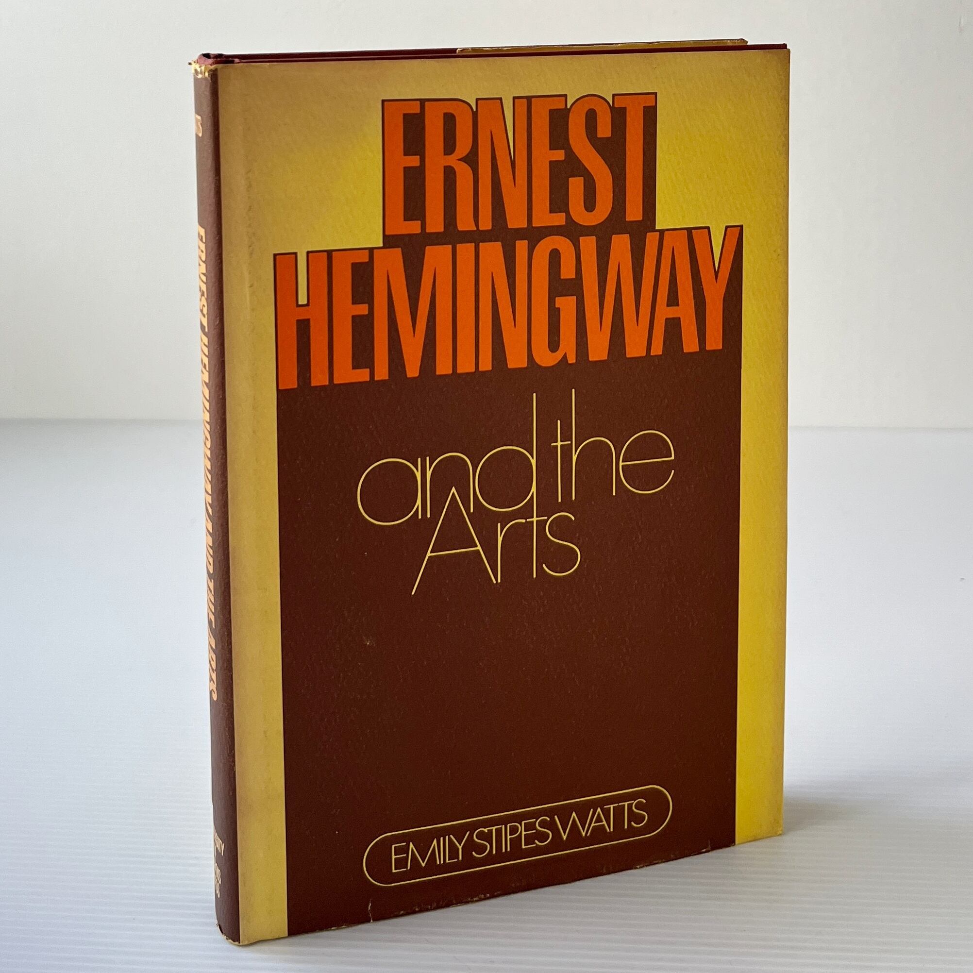 Ernest Hemingway and the arts / Emily Stipes Watts / University of Illinois Press