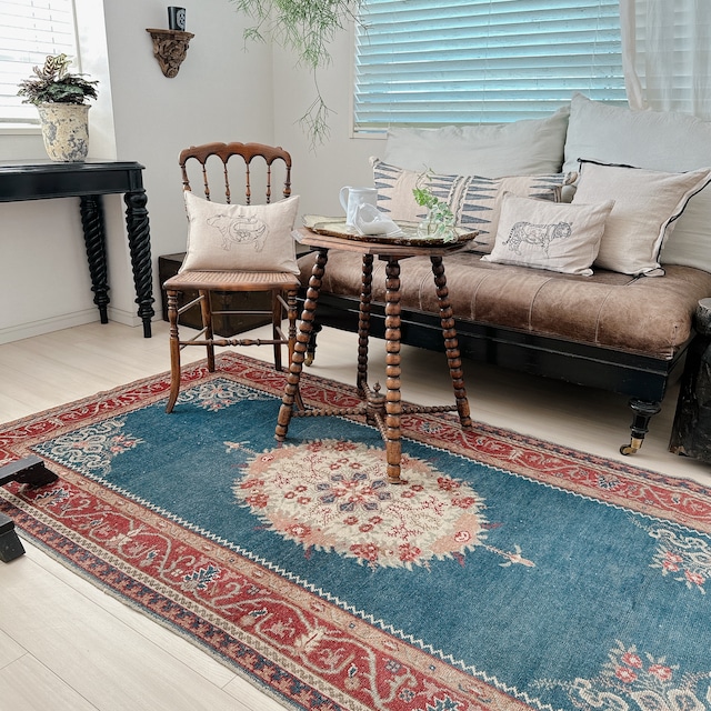 トルコ ヴィンテージラグ TR001 | ギュネイ | 121cm × 227cm