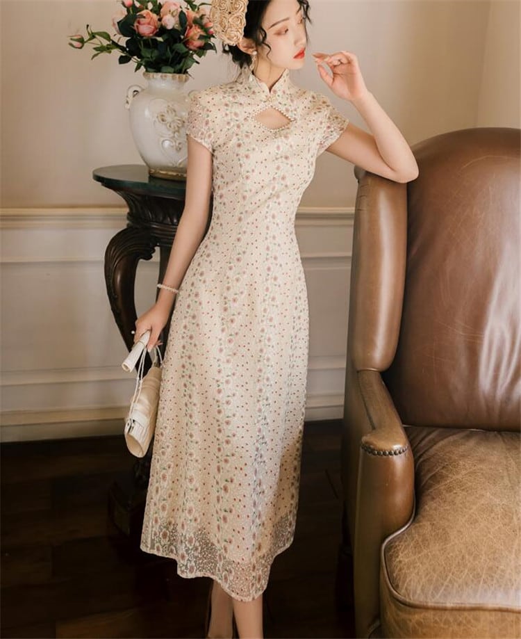 芸能人も好きな服を着ます。 ヴィンテージ 刺繍 ワンピース 花柄 気高い ロングスカート デザインセンス