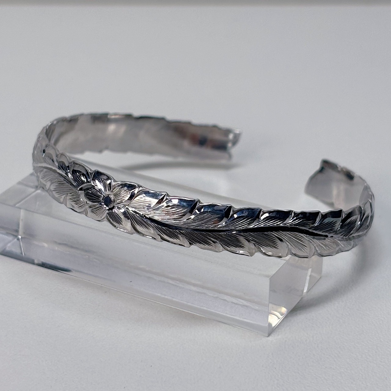 ロングマイレハワイアンバングル(M/Silver)