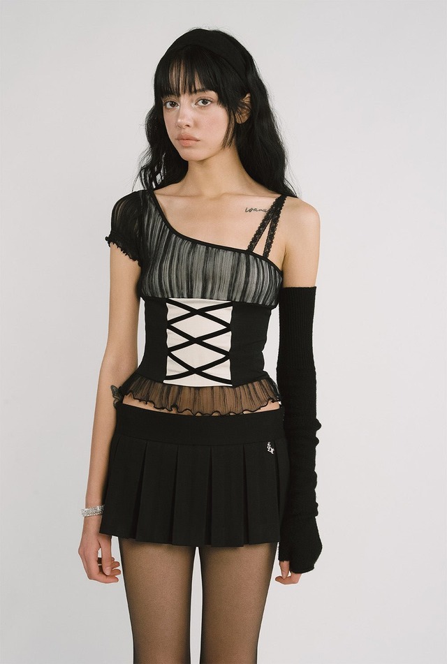 [threetimes] Dove top (black) 正規品 韓国ブランド 韓国通販 韓国代行 韓国ファッション スリータイムズ three times 日本 店舗