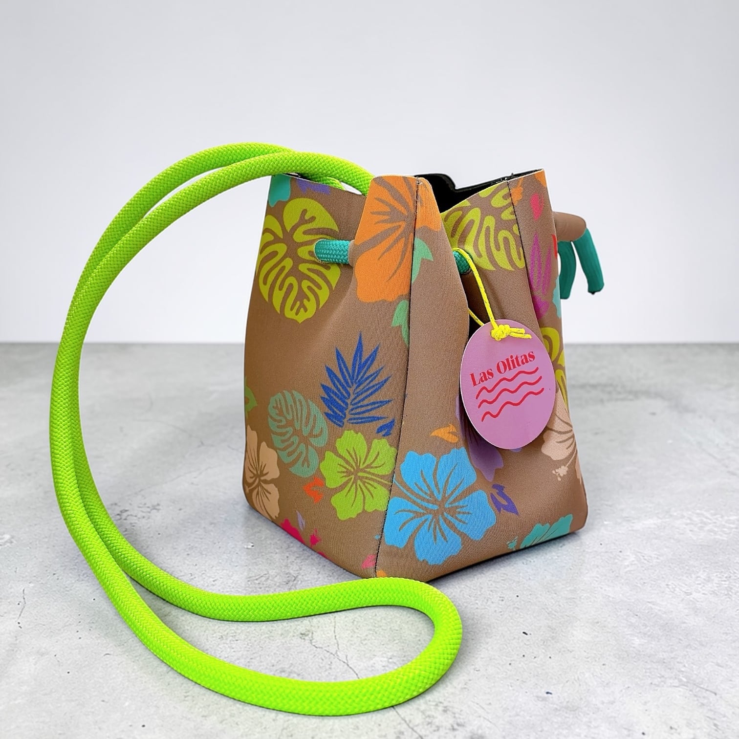 THE BUCKET POUCH BAG / Las Olitas Made in Hawaii | MAHALOKOBO