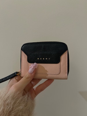 MARNI / vintage black and pink coin case.