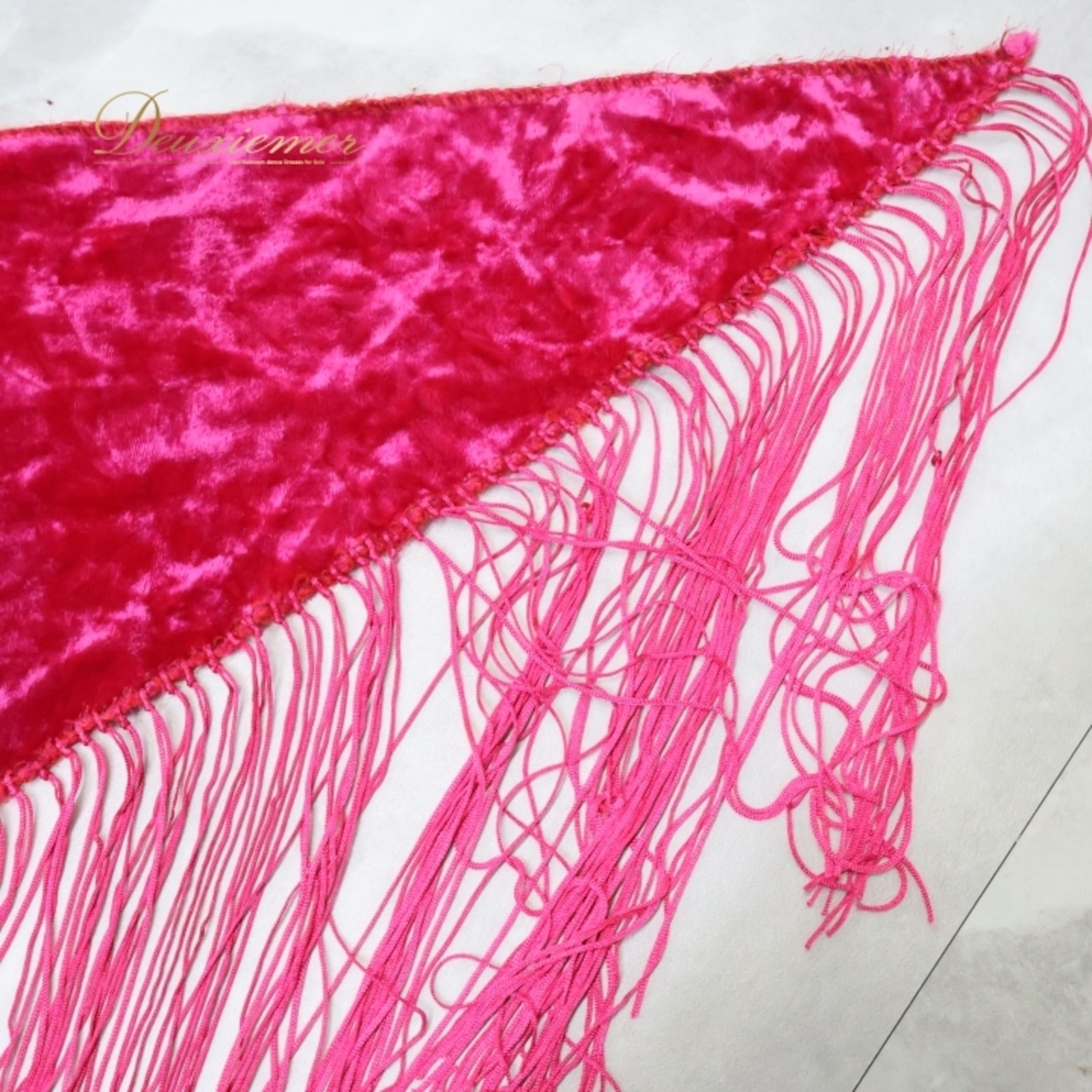 フラメンコ 衣装 シージョ ピキージョ ベロア フレコ フリンジ ダンス 小物 装飾 パーティ 発表会 軽い 三角形 トライアングル 無地 ピンク系 コスチューム 綺麗な色 かわいい デザイン おしゃれ 大人用 レディース フェス