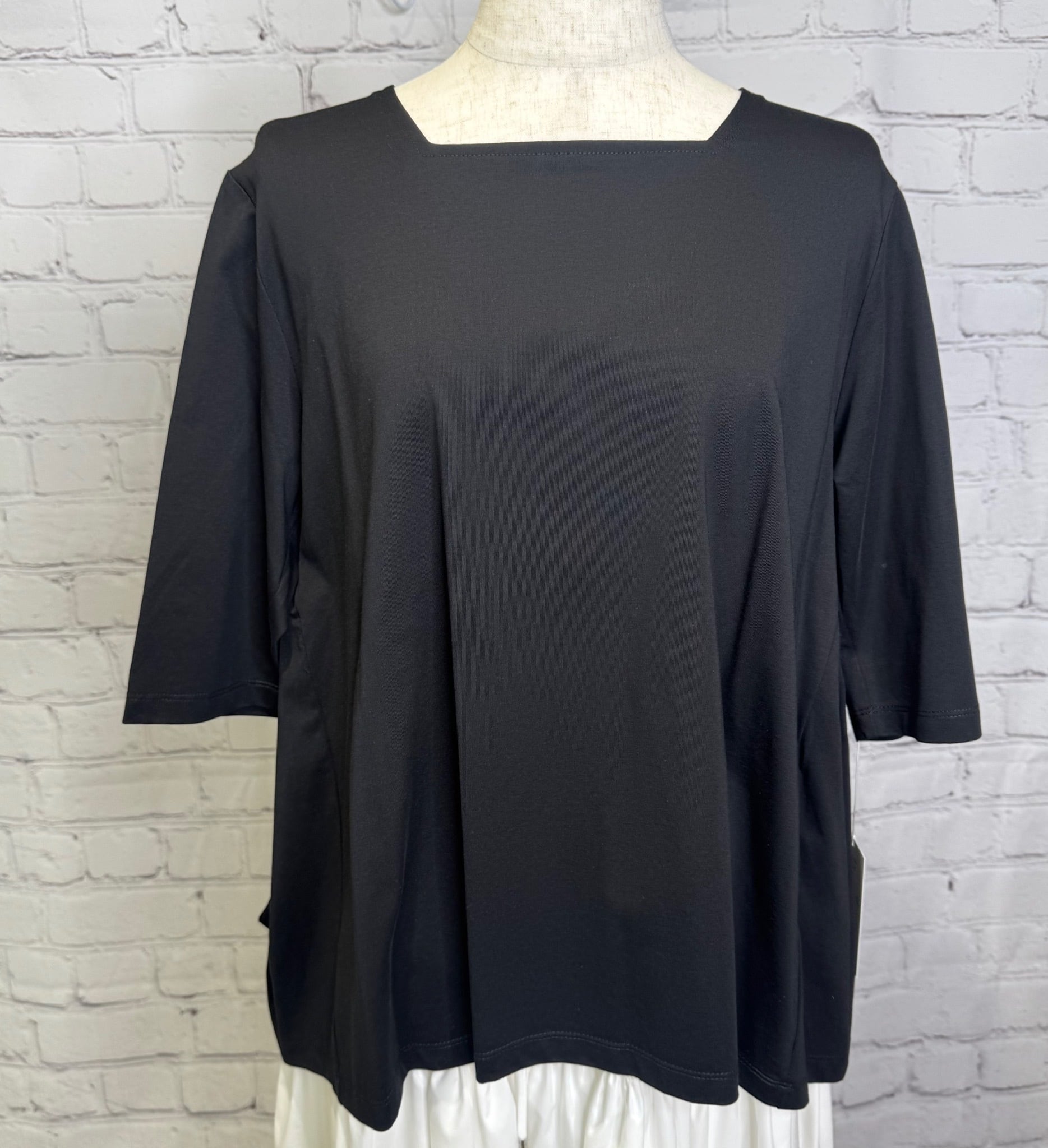 CYAN tokyo シアントーキョースクエアネックバックギャザーブラック SALE！CYAN TOKYO シアントーキョー スクエアネックバックギャザーTOPS