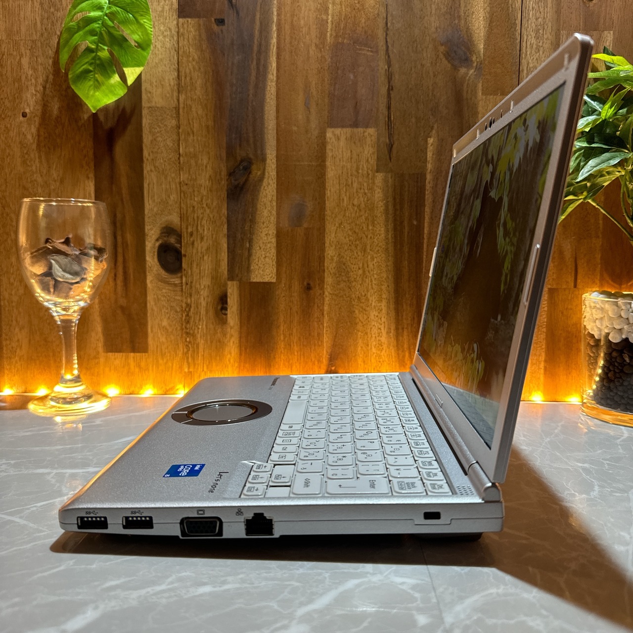 『上位モデル』Panasonic Let's note SV1 Core i5第11世代 メモリ16GB ノートパソコン