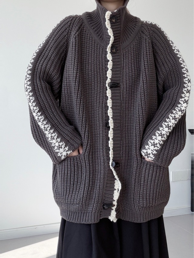 Retro jacquard high-neck chunky knit cardigan [T2648]