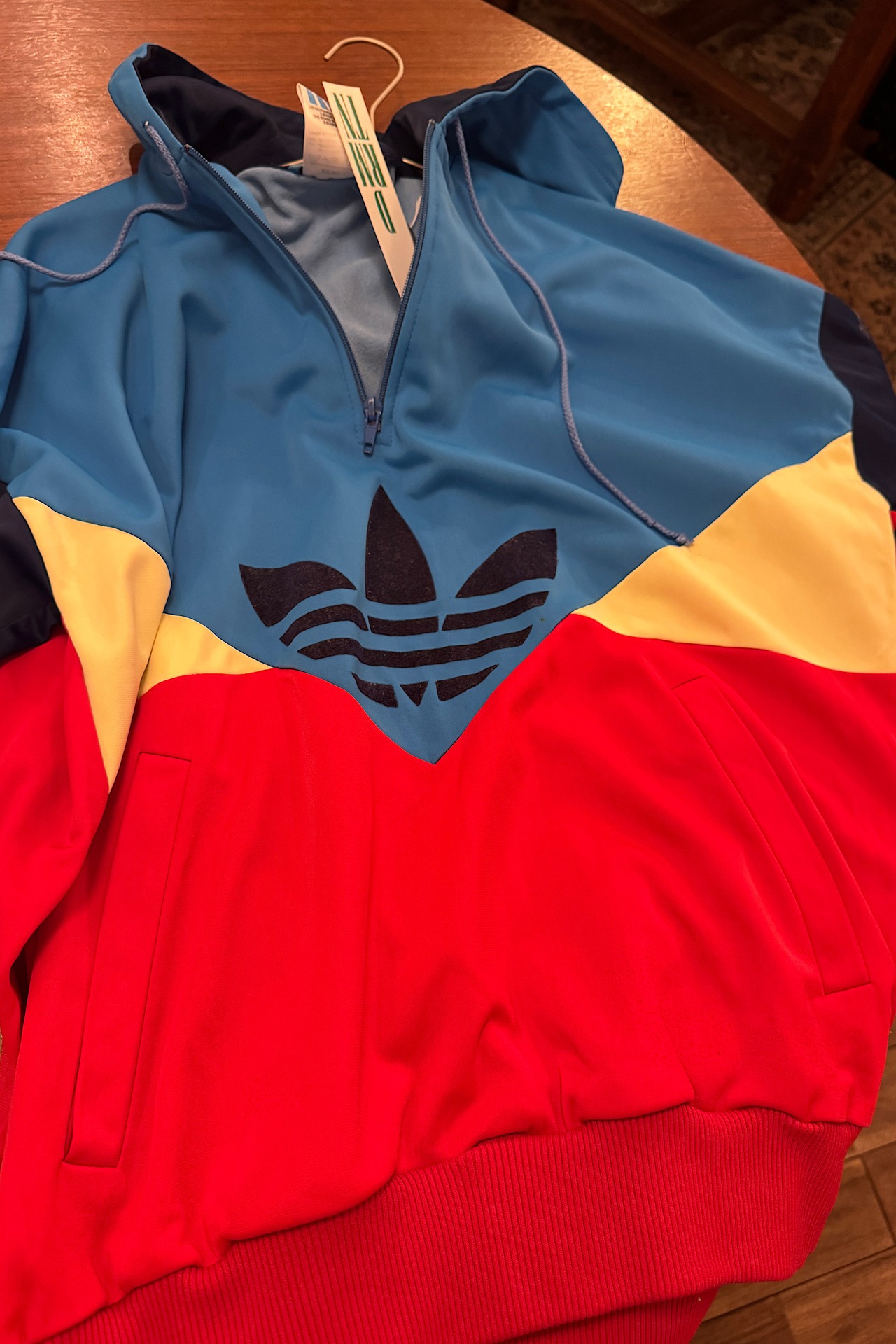 80's adidas カットワークジップアップパーカー