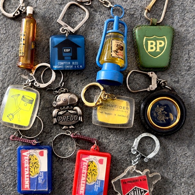 11個セット フレンチ キーホルダー フランス 雑貨 ヴィンテージ 2605026-11