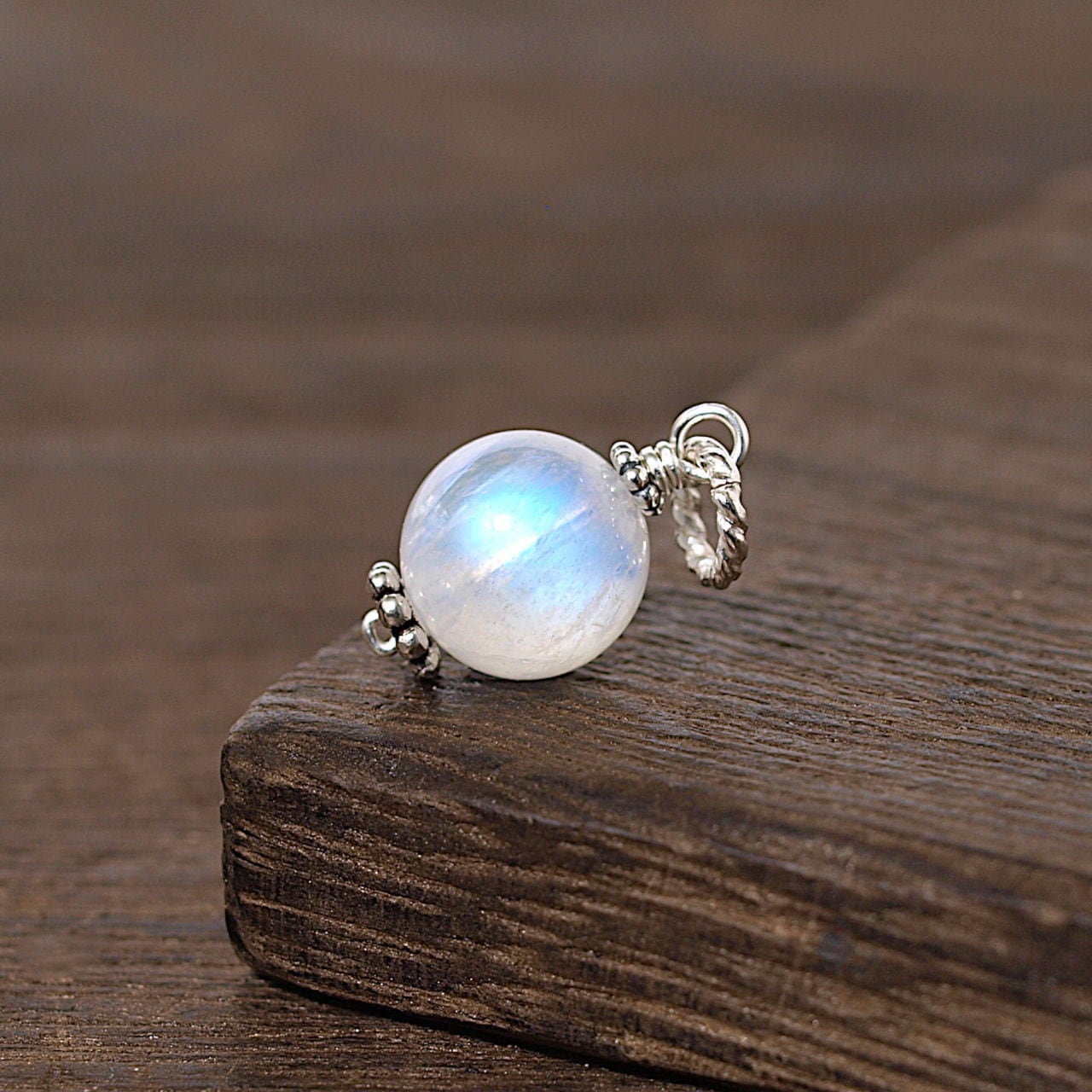 レインボームーンストーン10ミリ玉ペンダントトップ | Natural Style