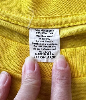 -CAMEL- Vintage 80s XL Print T-shirt made in USA