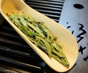 【西湖龍井】獅峰 2021：中国緑茶の中でも、常に中国十大銘茶のトップに輝く。