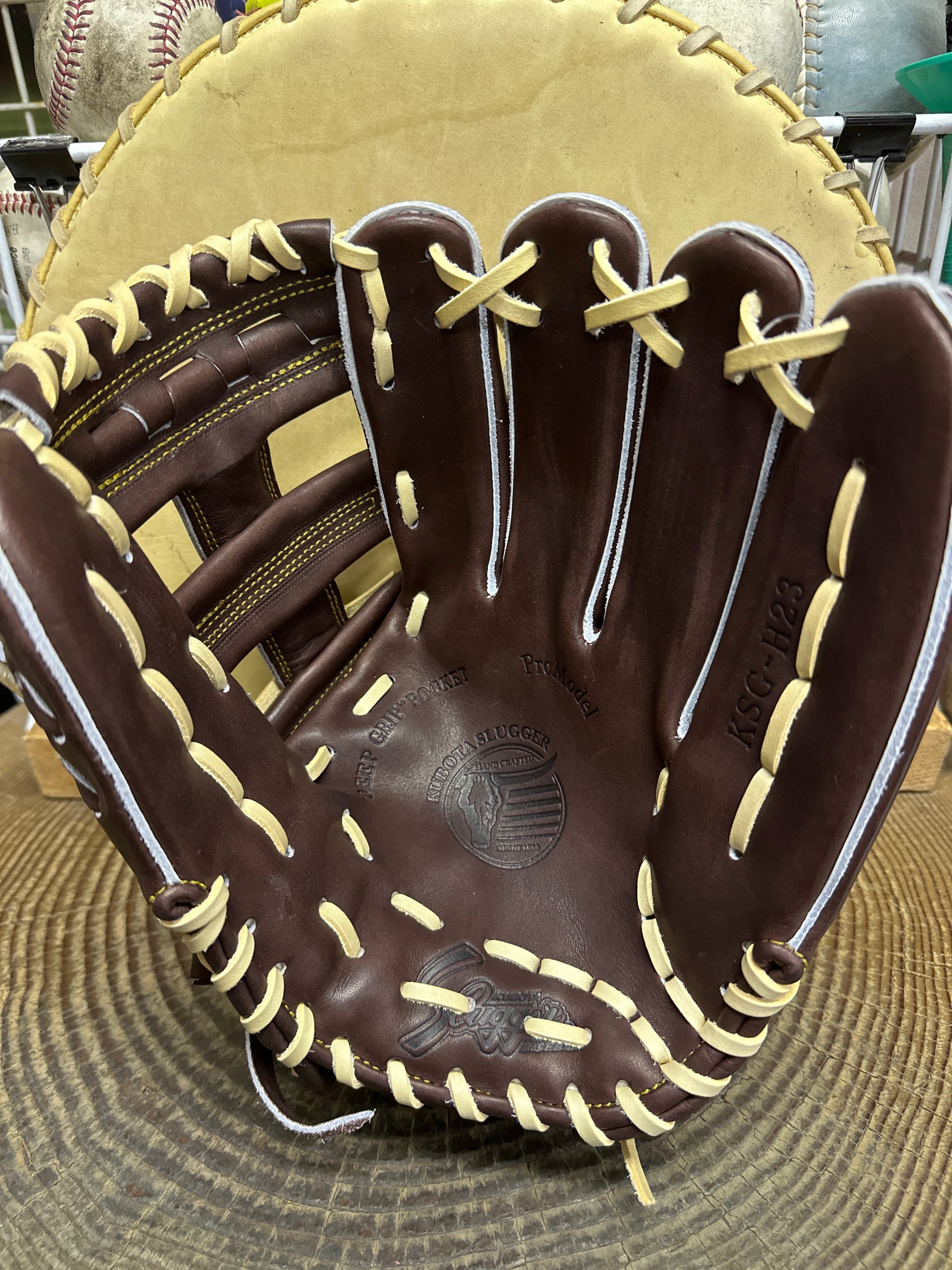 Slugger(スラッガー)硬式外野手用グローブ | カミスポーツ・プラス野球