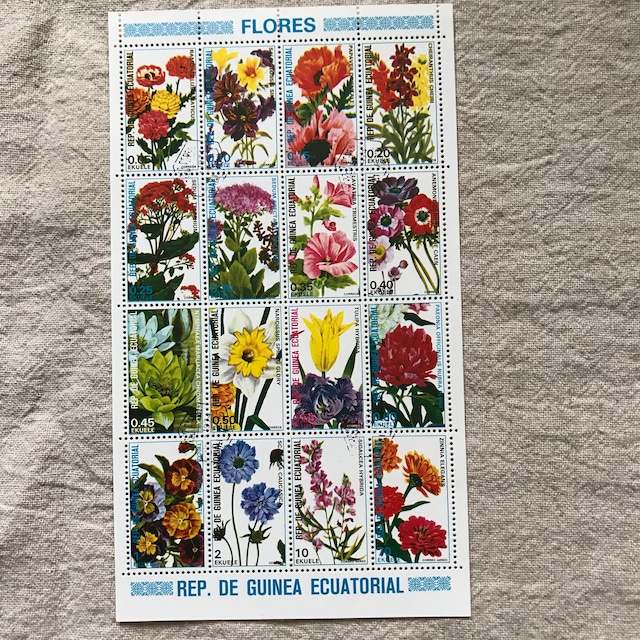 エクアドルの花模様の切手シート