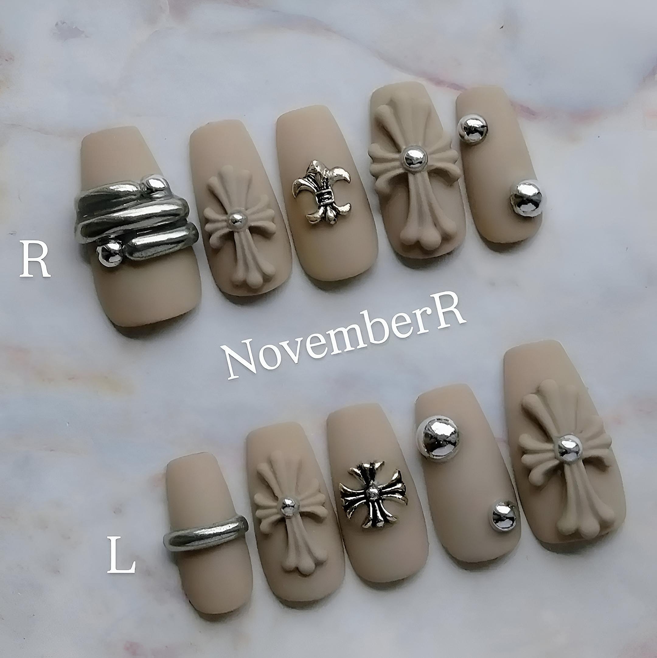 LA908☆グレージュ×クロムネイルチップ | NovemberR 〰️ネイルチップ