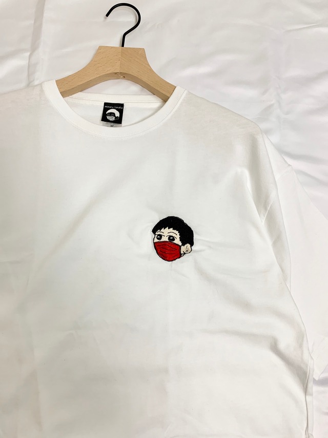 Red mask minoru tanakaTシャツwhite