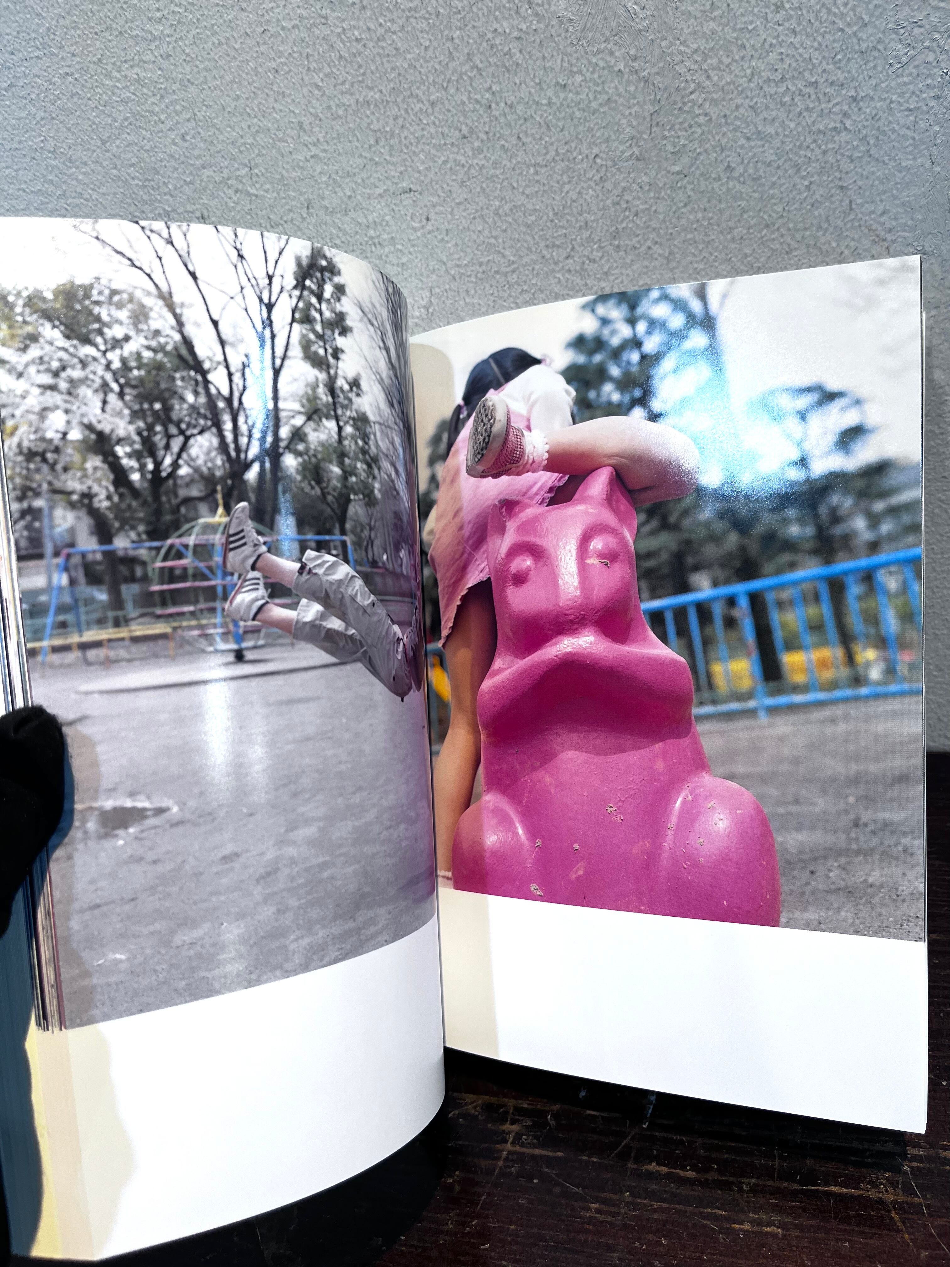 あの頃のこと Every day as a child 写真・川内倫子 | zbooks