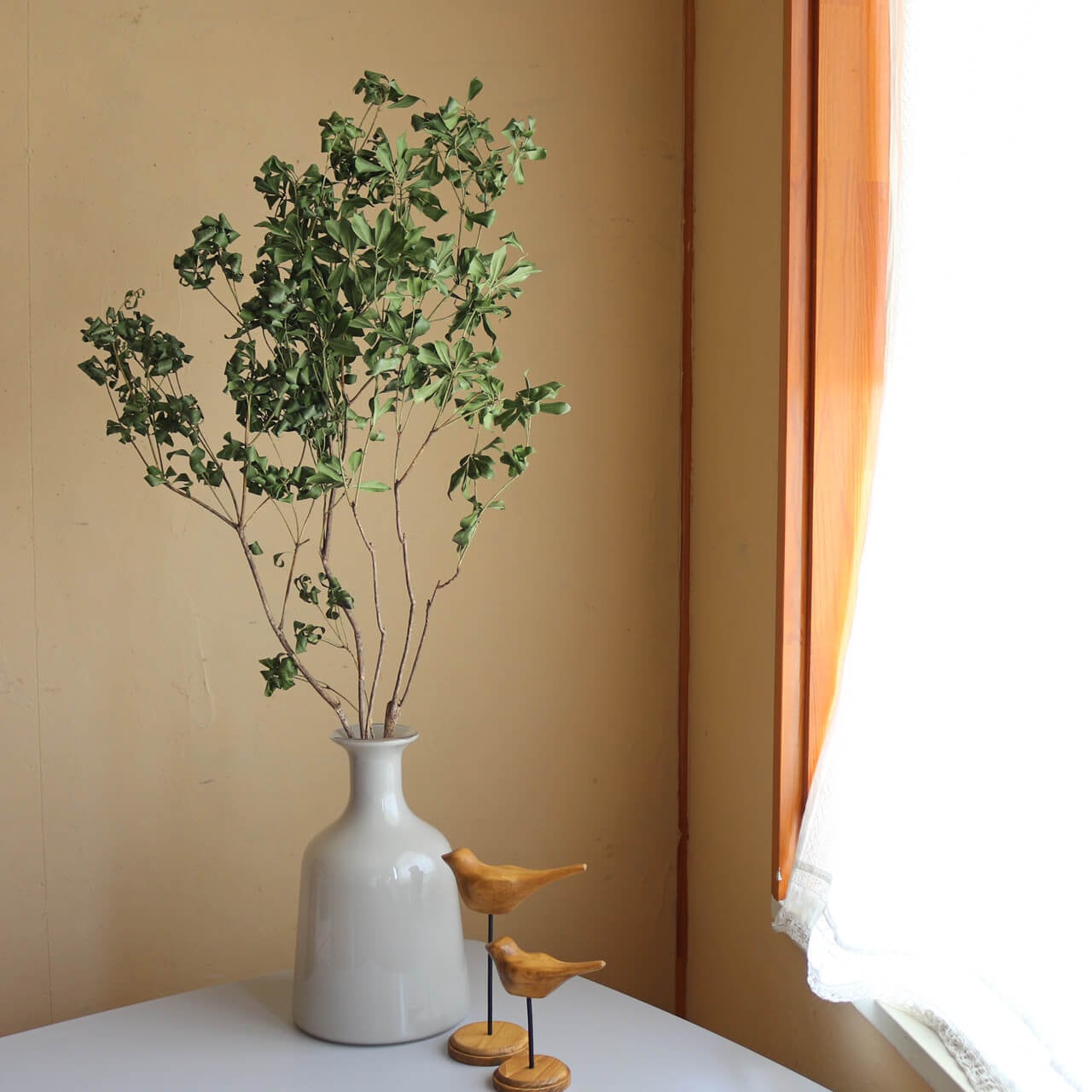 アンティークミルクガラスの花瓶 アンティーク 花瓶 ミルクガラス – onetique