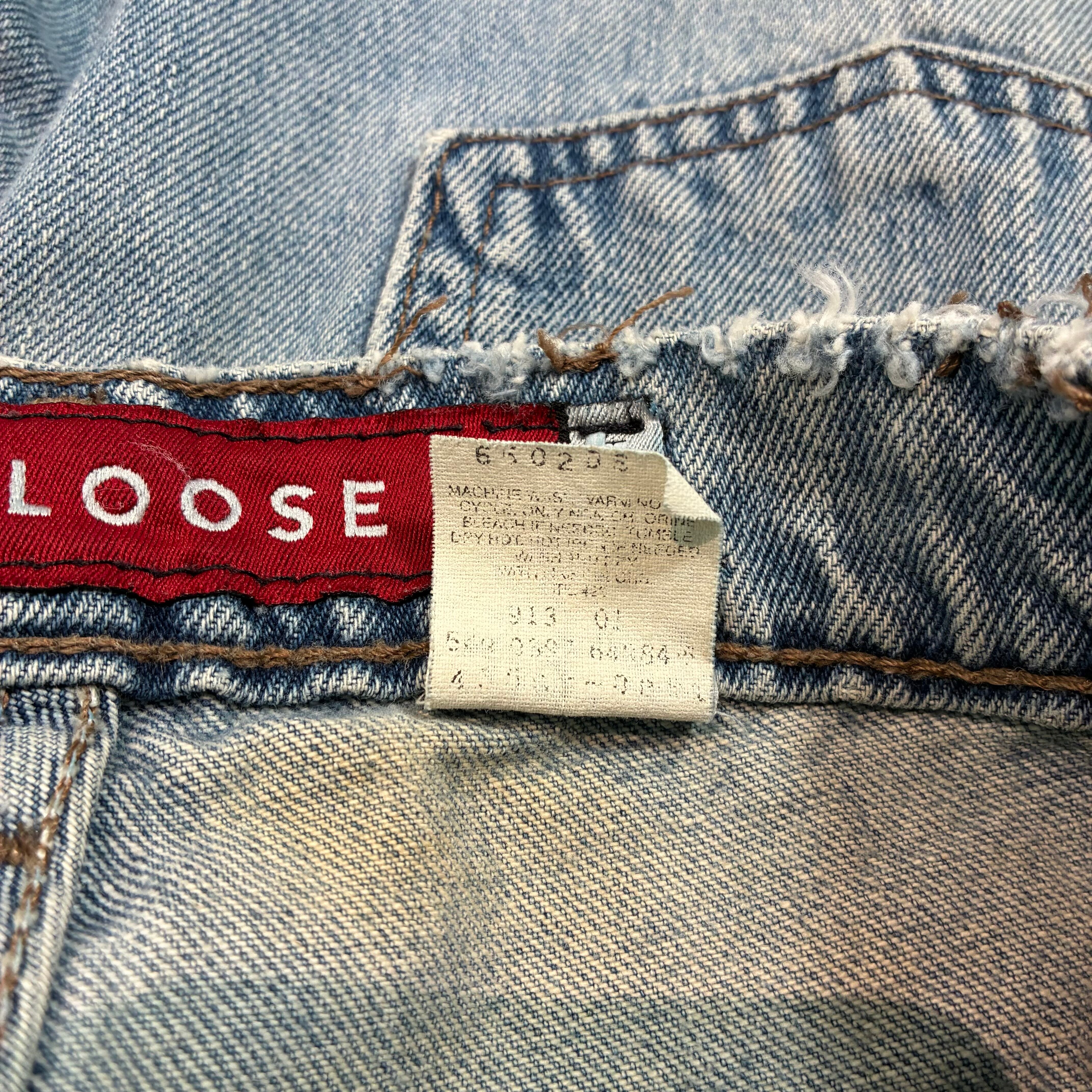 90s USA製Levi’s Silver Tab LOOSE ショーツ　W29 90s USA製 Levi's Silver Tab LOOSE カットオフショーツ W29 ブルー