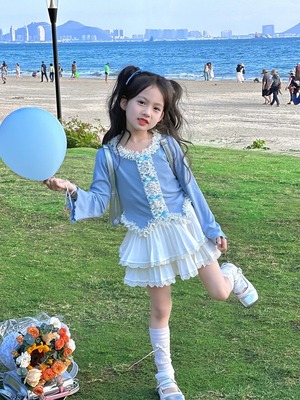 フリルショートTシャツ×プリーツレーススカート セットアップ