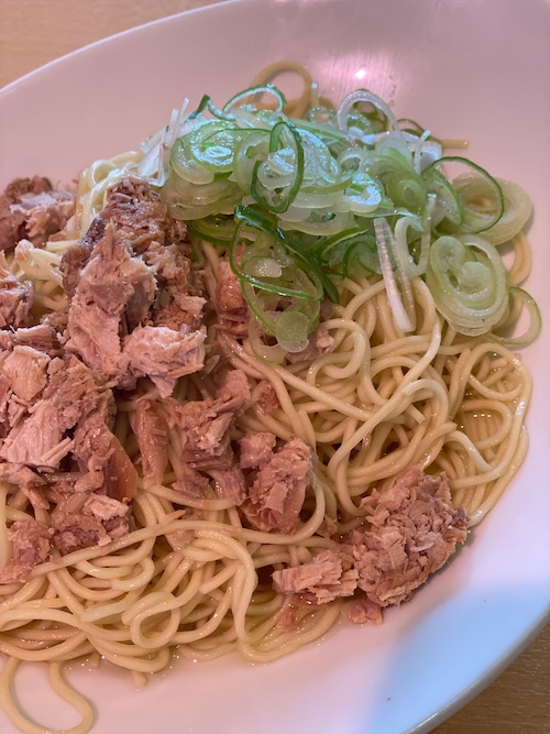 白醤油と低加水麺のまぜそば