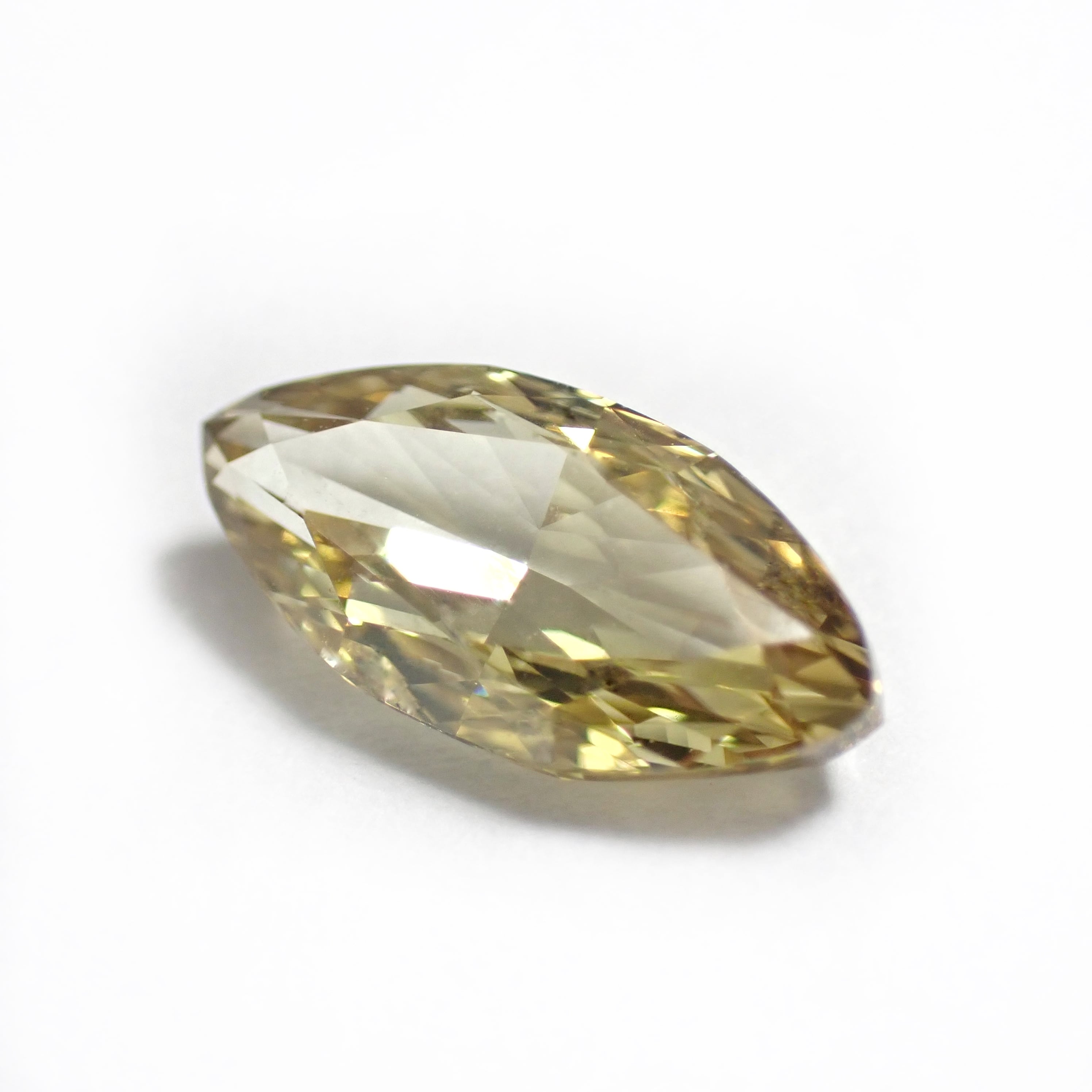 グリーンダイヤ (Green Diamond) | MUSÉE COLORÉE