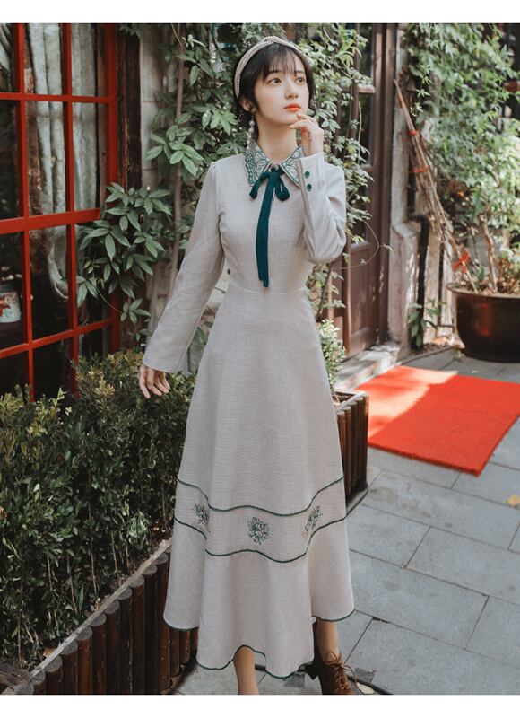 チャイナ風ワンピース 民国風ワンピース ロング丈ワンピース チェック柄ワンピース 改良唐装 改良漢服 チャイナ風服 中華服 改良型チャイナドレス 普段着 S M L Ll 女子会 同窓会 折り襟 長袖 レトロ ハイウエスト 刺繍 Elegant チャイナ風ワンピース 民国風ワンピース ロング丈ワンピース チェック柄ワンピース 改良唐装 改良漢服 チャイナ風服 中華服 改良型チャイナドレス 普段着 S M L Ll 女子会 同窓会 折り襟 長袖 レトロ ハイウエスト 刺繍 Elegant