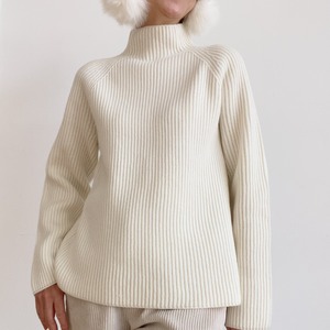 78オリジナルカシミヤ入りオフホワイトザックリハイネックシンプルリブニットセーター：78 ¥36.000＋tax
