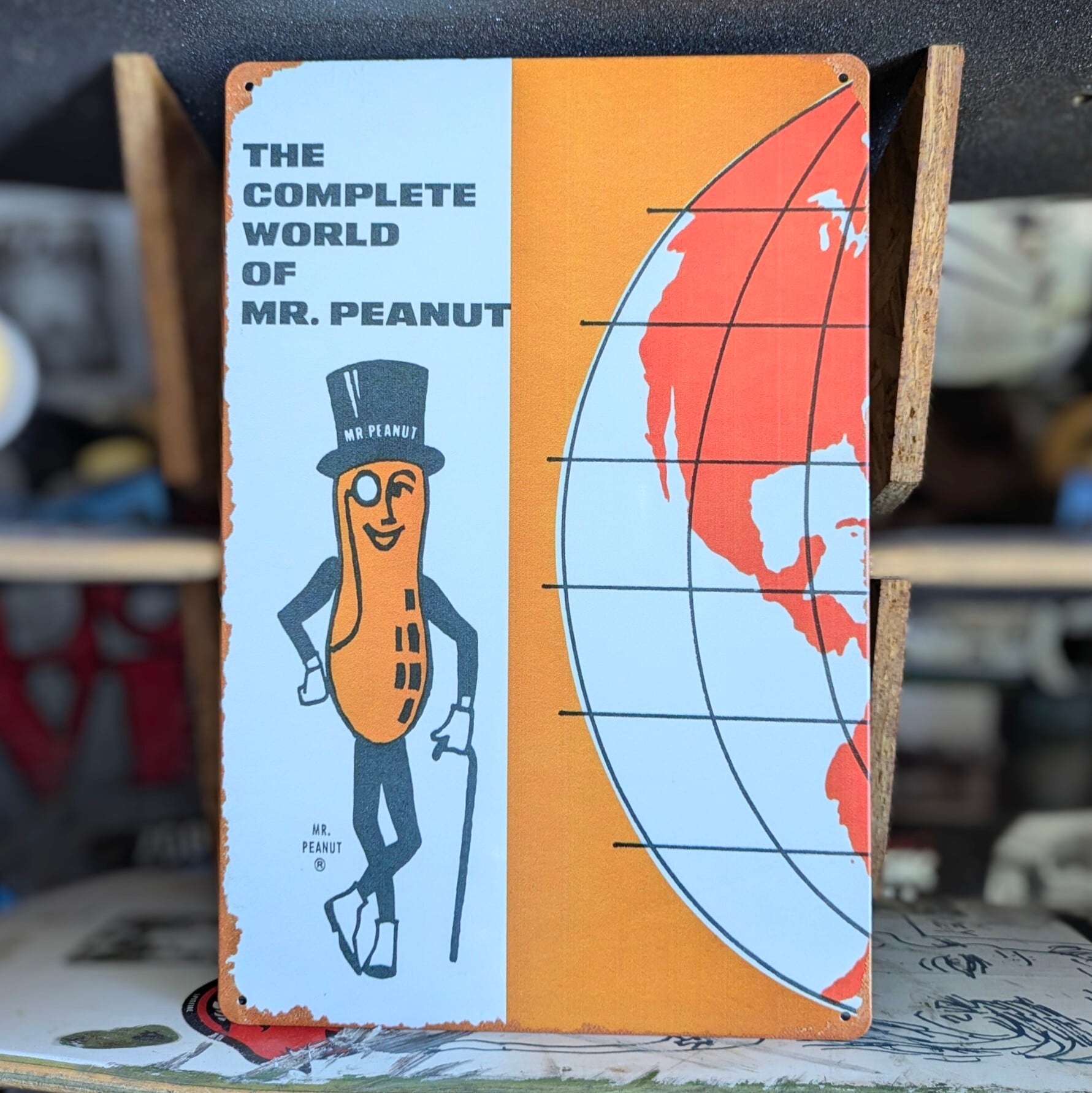 送料無料!ちょうどいいブリキ看板【 Mr.ピーナッツ / Planters 】 METAL SIGN / メタルサイン / ブリキ看板 / サインボード / ビンテージ加工 〚アメリカン雑貨 アメトイ〛