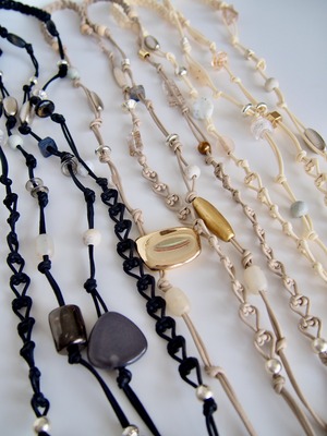 《DiDi by Lily》" memorie " mulch code  body necklace