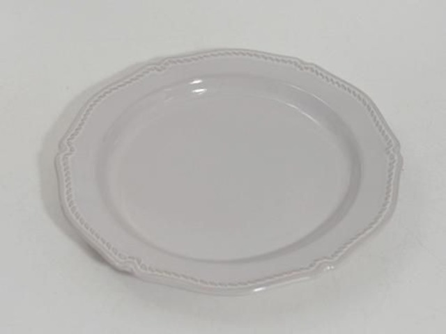 リアン　プレートM（ホワイト）