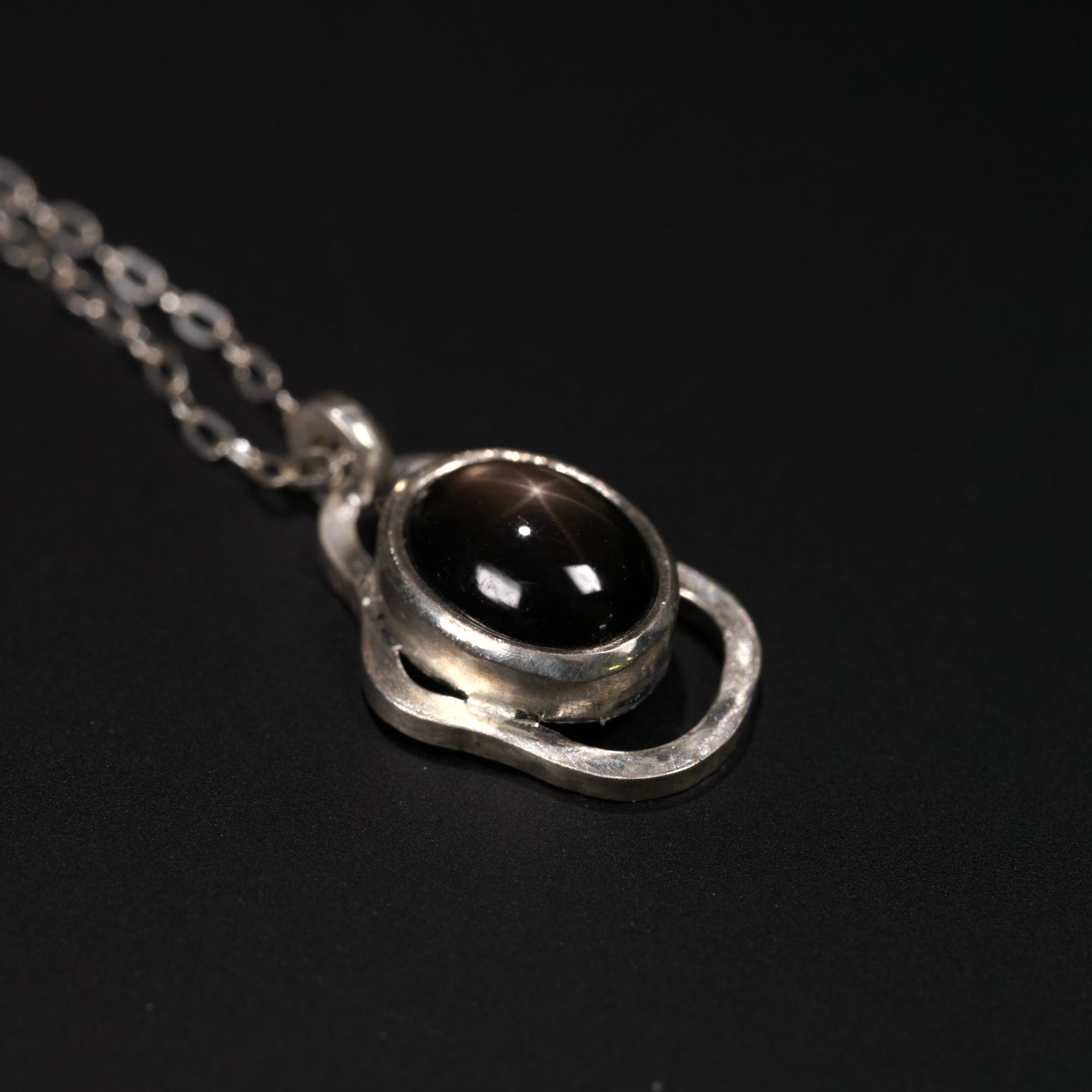 1点もの】ブラックスターサファイア ネックレス | GARAGE