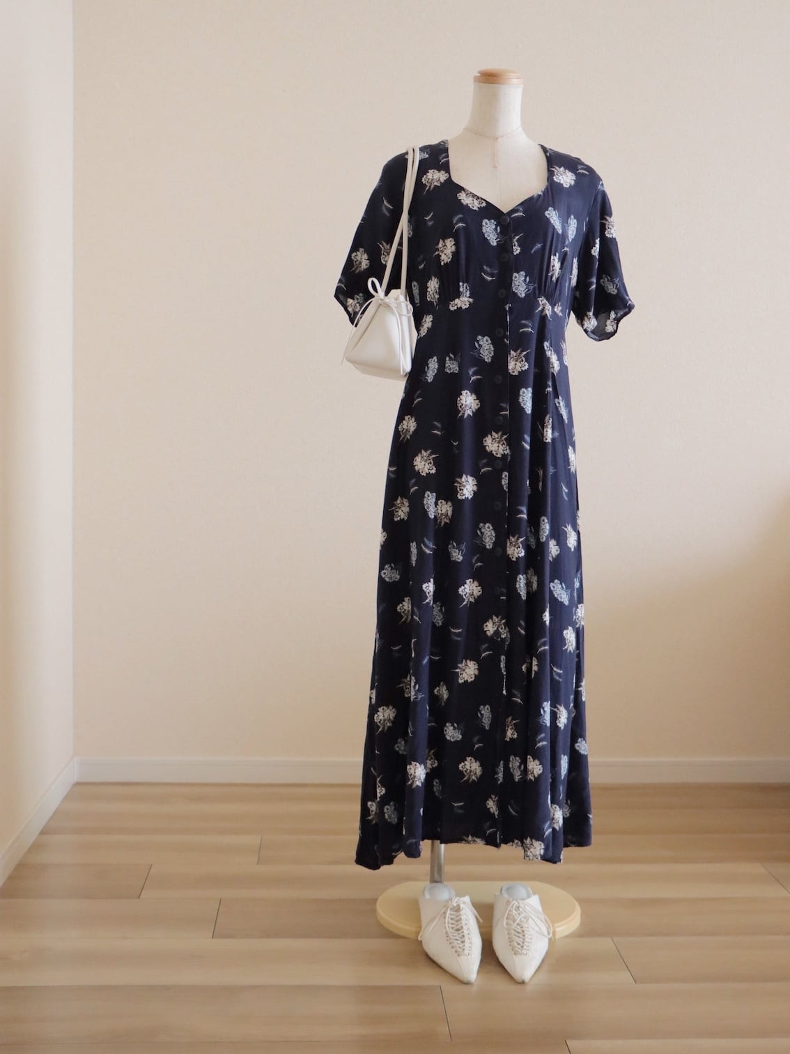 ●90s navy color flower design front button rayon long dress