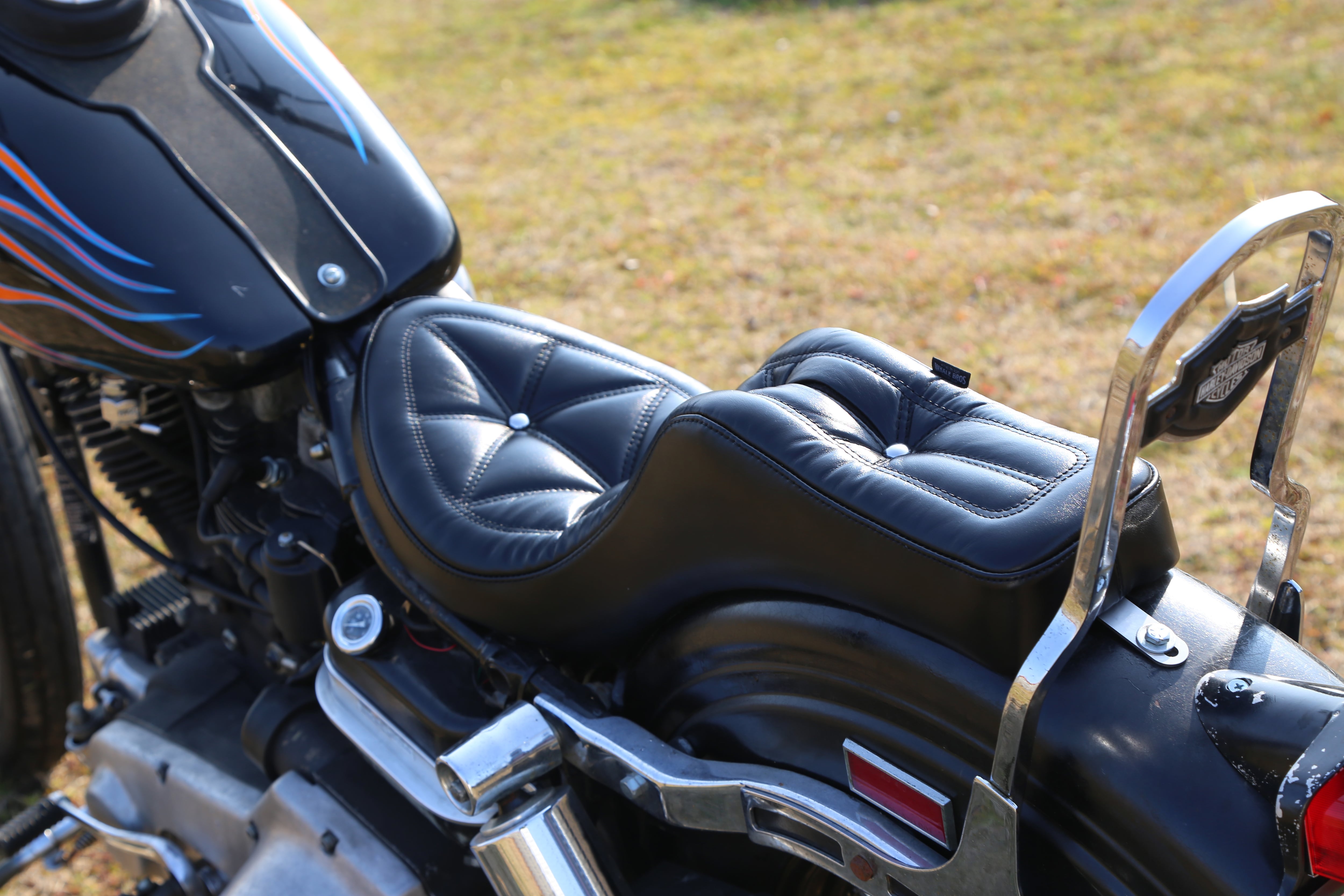 4速フレーム専用 キング＆クイーン シート［ボタンダウン