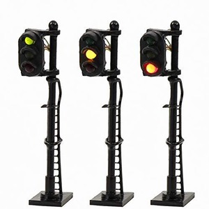 【新着特価】情景コレクション 交通 信号ライト 三灯式信号機 黒い金属ライト柱 3本入り 1:150 鉄道模型 建物模型 ジオラマ 情景コレクション 教育 DIY