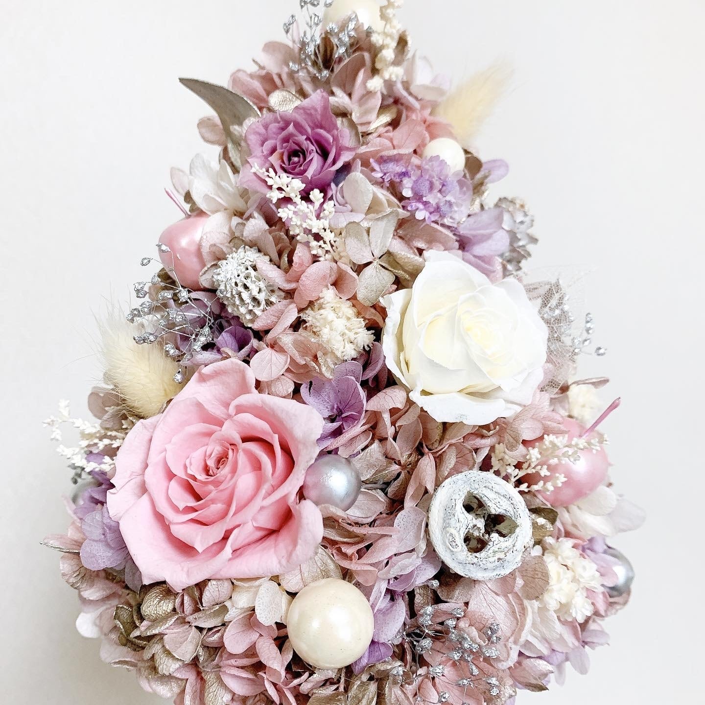 花雑誌掲載作品】プリザーブドフラワー クリスマスツリー ピンク