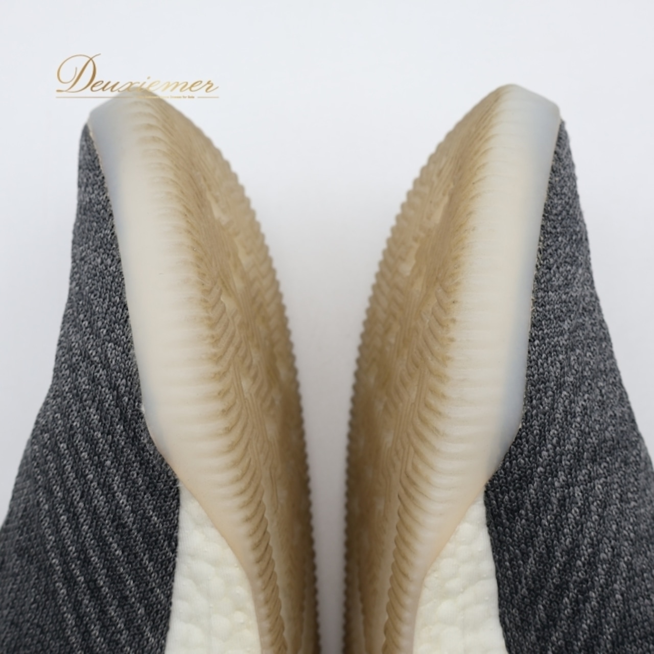 adidas スニーカー 25.5cm PREDATOR BOOST ブラック系 靴 くつ アディダス シューズ 黒 赤 おしゃれ かっこいい スポーツ 運動 グレイ系 レッド系