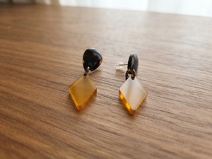 べっ甲ピアス(pi-261)
