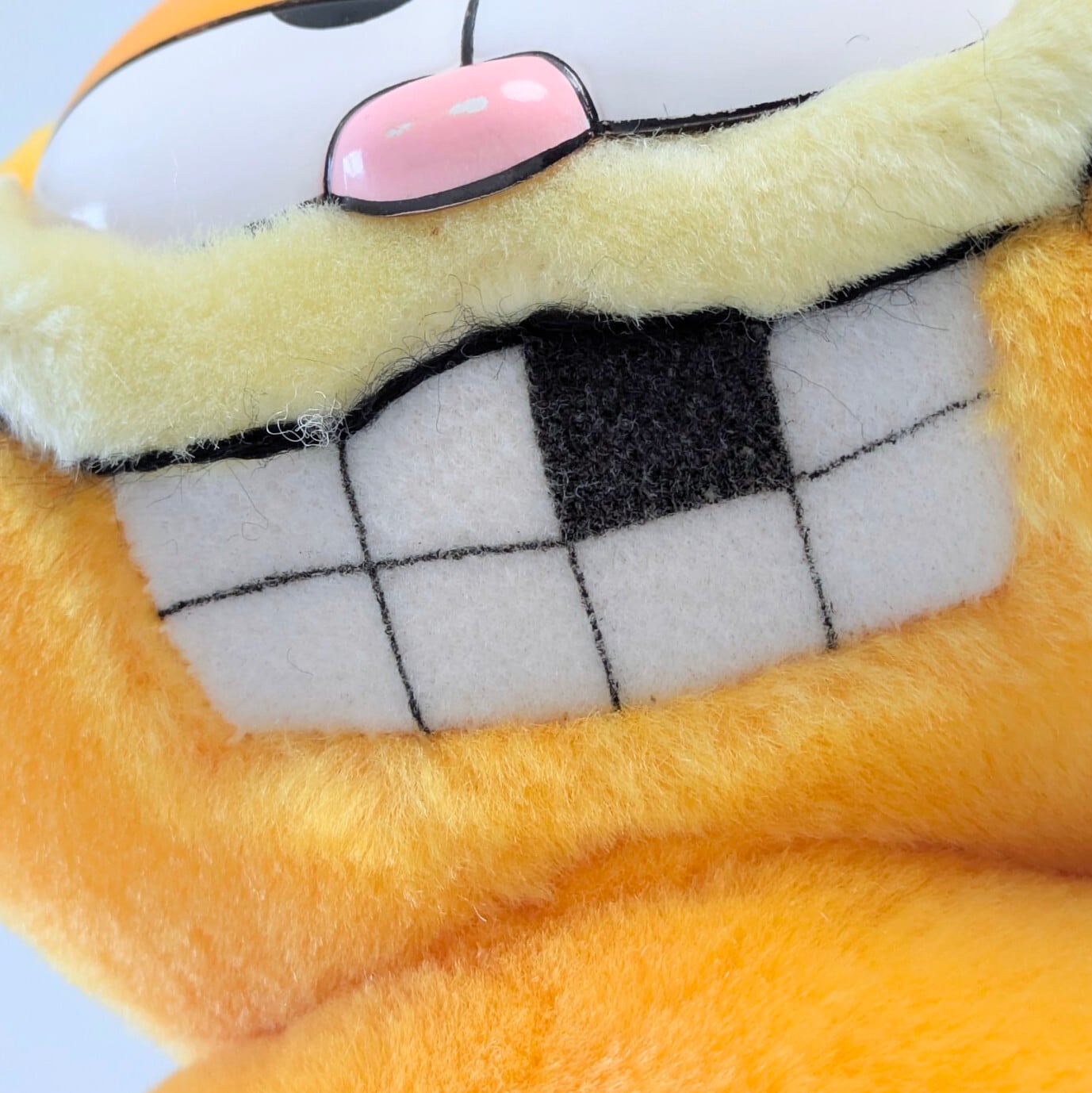 ☆ VINTAGE 1980年代初期 ☆【 Garfield ( ガーフィールド ) 】『 I DON'T NEED THIS! 』松葉杖ガーフィールド / ぬいぐるみ プラッシュ plush 1980年代年製 〚アメリカン雑貨 アメトイ〛