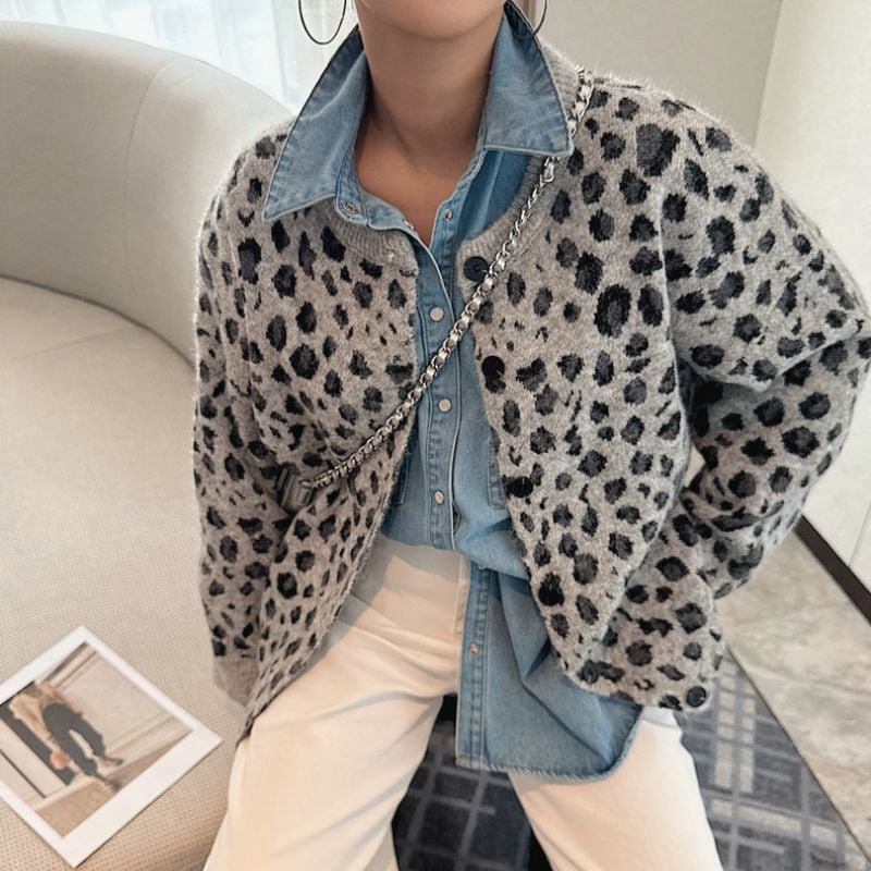 Leopard print button front cardigan 00573