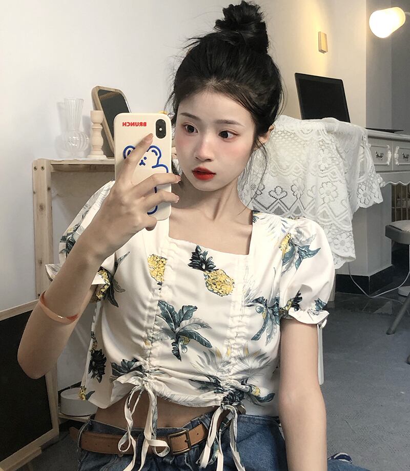 プリント柄ショートギャザーシフォントップス サマールーズ薄手Tシャツ 夏物 スクウェア クレセントシティ17298138005