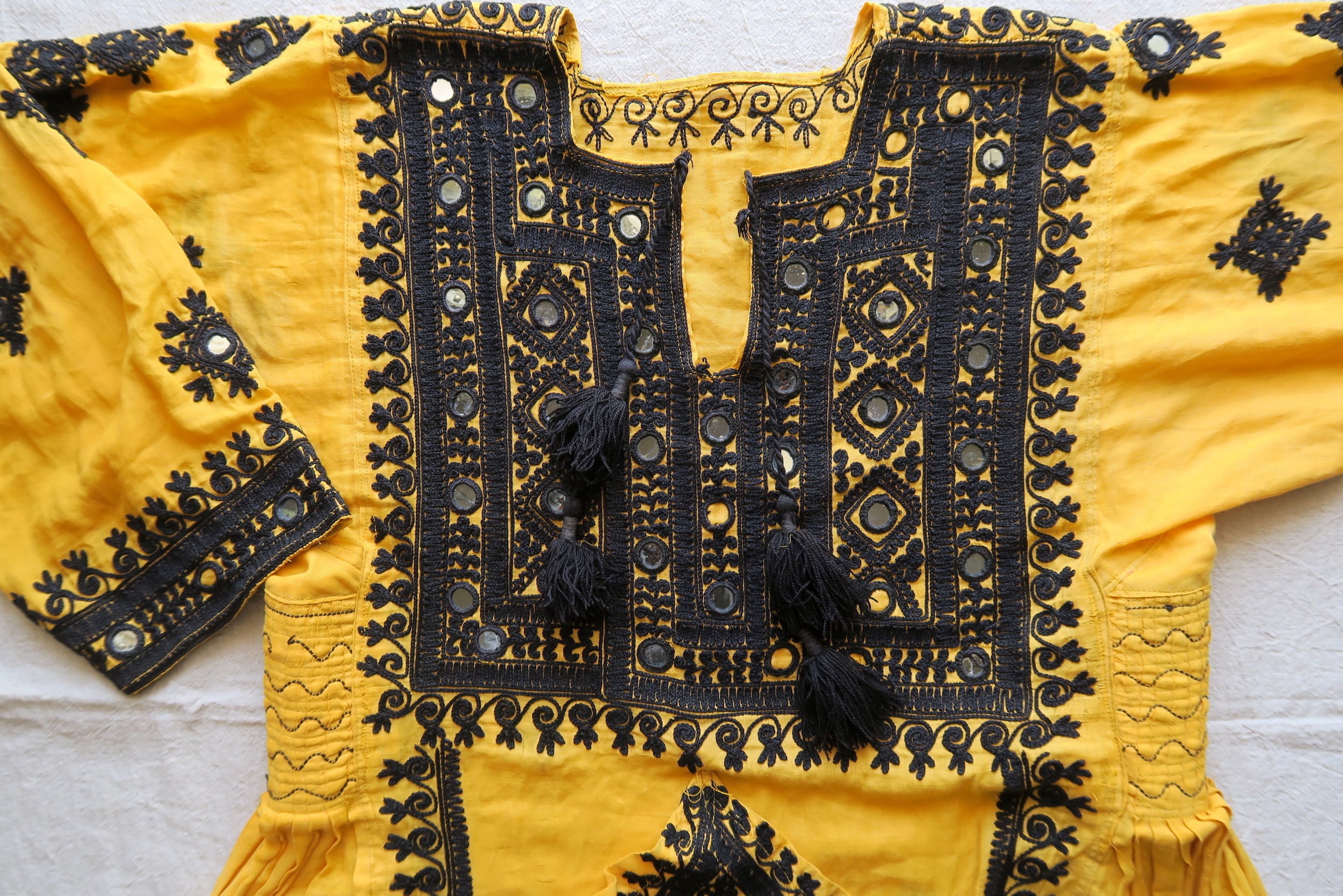 バロチスタンドレス(サフランイエロー)