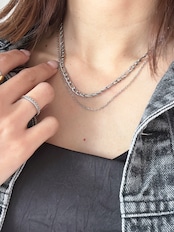 layer chain necklace